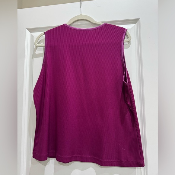 Fuchsia Ribbed Tank Top - Picture 2 of 3